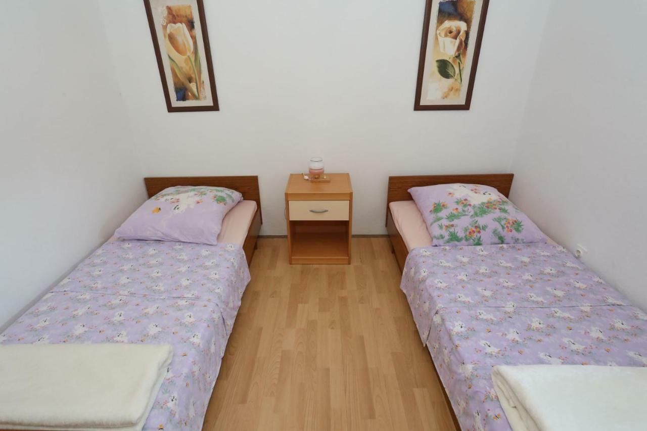 Villa Neyla Вир Екстер'єр фото