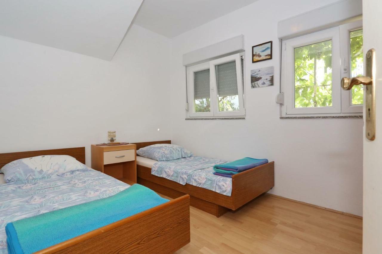 Villa Neyla Вир Екстер'єр фото